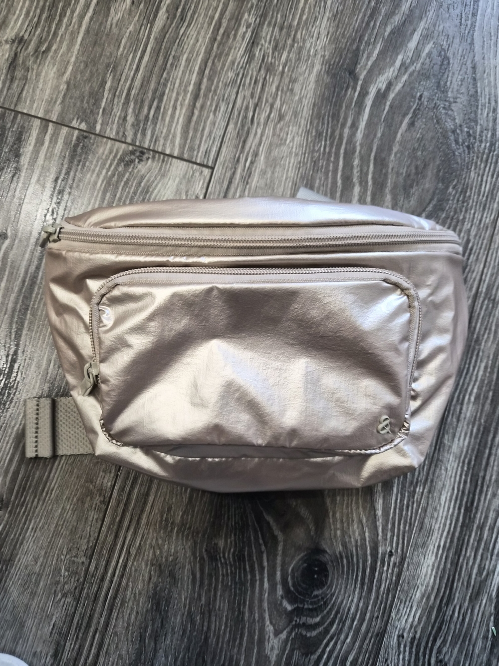 Lou & Grey Sleek Metallic Rose/champagne Waist Bag - Women